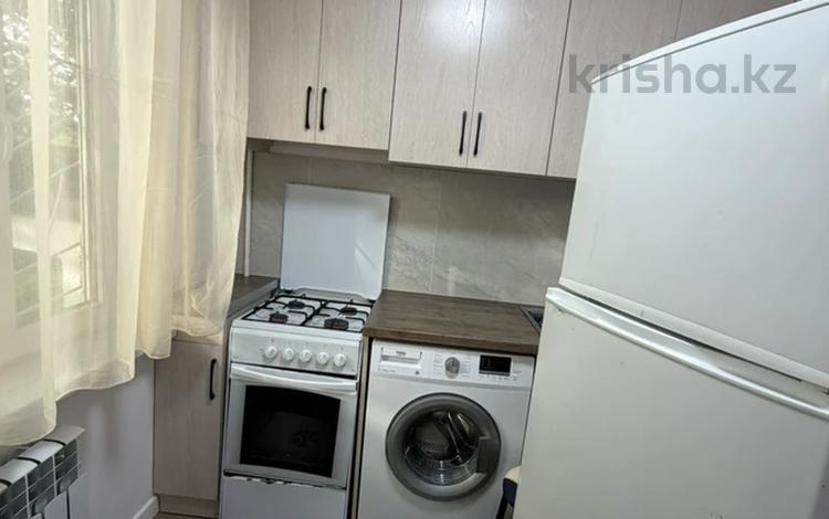 2-комнатная квартира · 46 м² · 1/4 этаж, мкр №11 6 за 280 000 〒 в Алматы, Ауэзовский р-н — фото 2