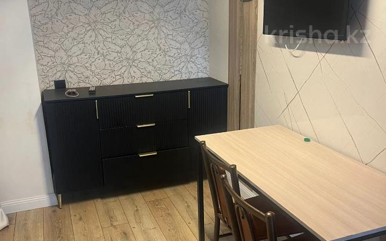 1-комнатная квартира, 35 м², 4/10 этаж, мкр Аксай-3А