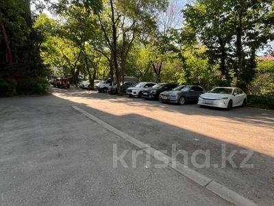 5-комнатная квартира · 130 м² · 5/5 этаж, Кабанбай Батыра — ЛУЧШЕЕ ПРЕДЛОЖЕНИЕ !!!! за 127 млн ₸ в Алматы, Медеуский р-н