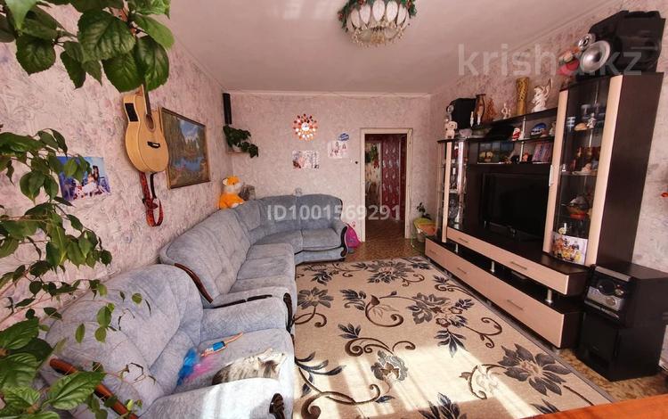 3-комнатная квартира · 70 м² · 8/9 этаж, 4 мкр. 11 за 20.5 млн ₸ в Аксае — фото 12
