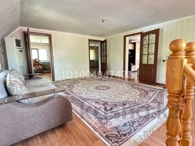 Жеке үй · 7 бөлме · 240 м² · 9 жүзд., Қажымуқан 24а, бағасы: 30 млн ₸ в 