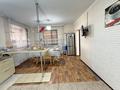 Жеке үй · 7 бөлме · 240 м² · 9 жүзд., Қажымуқан 24а, бағасы: 30 млн ₸ в  — фото 24