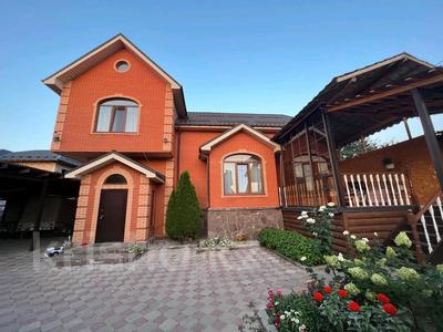 Продажа домов и дачи в Алматы: Отдельный дом · 6 комнат · 506.4 м² · 8.12 сот., мкр Таугуль-3 45/28 за 300 млн 〒 Отдельный дом · 6 комнат · 506.4 м² · 8.12 сот., мкр Таугуль-3 45/28 за 300 млн 〒 в Алматы, Ауэзовский р-н