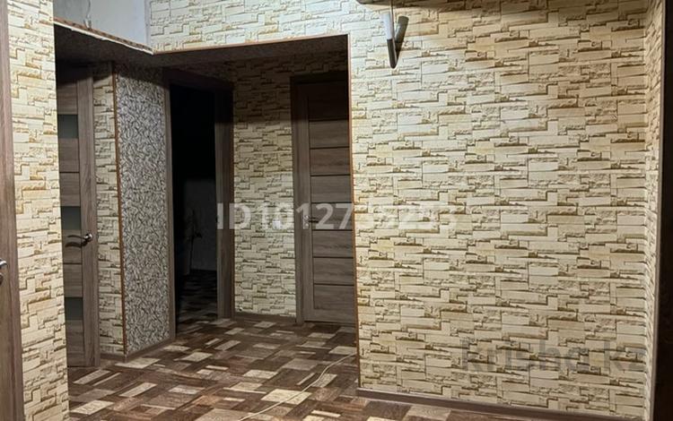 4-бөлмелі пәтер · 82.5 м² · 1/5 қабат, 20 мкр 1, бағасы: 300 000 ₸ в Конаеве — фото 2