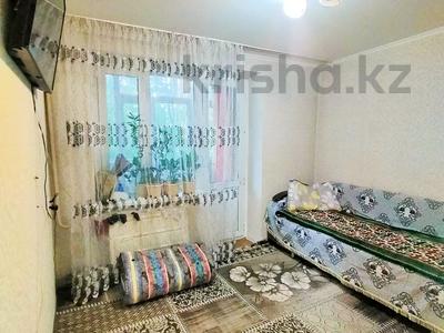 1-комнатная квартира, 25 м², 3/5 этаж, Самал за 7.5 млн 〒 в Талдыкоргане, мкр Самал