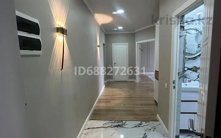 2-комнатная квартира, 80 м², 3/6 этаж, мкр. Алтын орда, Тауельсыздык 21 г за 28.5 млн 〒 в Актобе, мкр. Алтын орда — фото 2