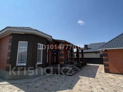 Жеке үй · 5 бөлме · 260 м² · 8 жүзд., Жана турмыс, бағасы: 70 млн ₸ в Актобе, жилой массив Жанатурмыс
