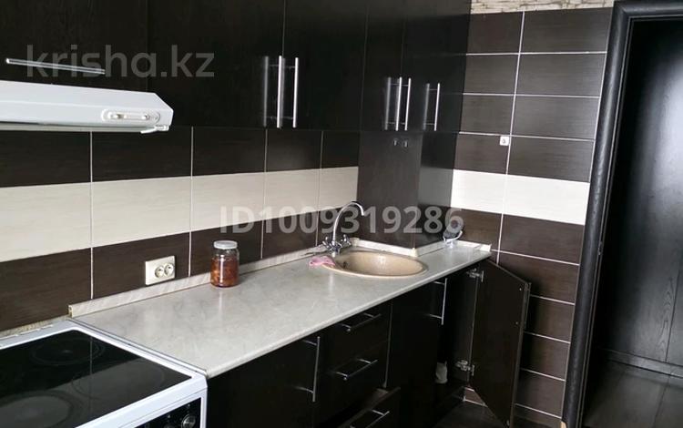 3-комнатная квартира · 68 м² · 12/12 этаж, Казахстан 70 — Акимат. Площадь республики за 320 000 〒 в Усть-Каменогорске, Ульбинский — фото 2