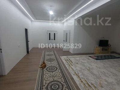 Жеке үй · 5 бөлме · 250 м² · 11 жүзд., мкр Жулдыз, Қайырлы есенгенжин 127, бағасы: 28 млн ₸ в Атырау