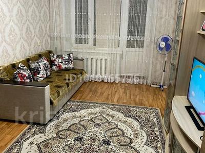 2-бөлмелі пәтер · 44 м² · 2/4 қабат, Абай 40, бағасы: 13 млн ₸ в Балхаше