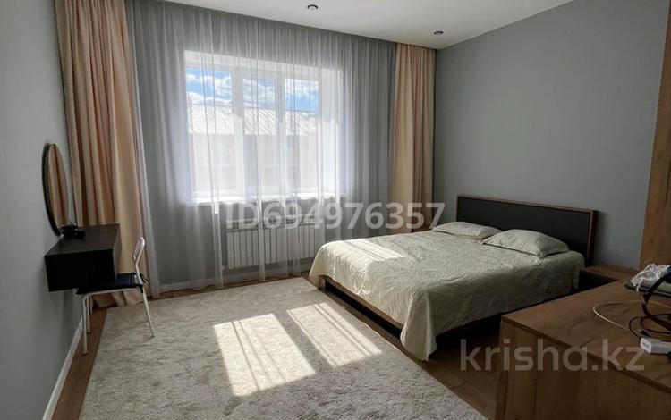 3-бөлмелі пәтер · 105 м² · 5/5 қабат, Сырым Датова 38/1 — Едил/Набиуллина, бағасы: 35 млн ₸ в Уральске — фото 7