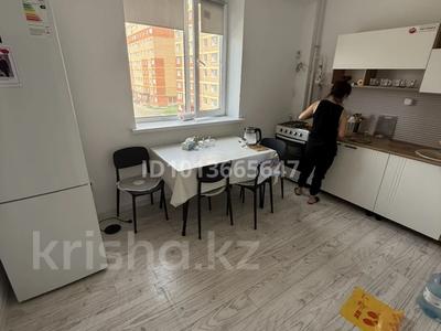 2-комнатная квартира · 54 м² · 4/9 этаж, 10 микрорайон 20 за 200 000 ₸ в Аксае