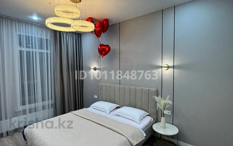 2-бөлмелі пәтер · 70 м² · 13/16 қабат, Розыбакиева 197/2 — Розыбакиева Ходжанова, бағасы: 30 000 ₸ в Алматы, Бостандыкский р-н — фото 2
