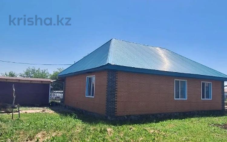 Отдельный дом · 4 комнаты · 108 м² · 10 сот., Байтерек 13 за 16 млн ₸ в Усть-Каменогорске — фото 3