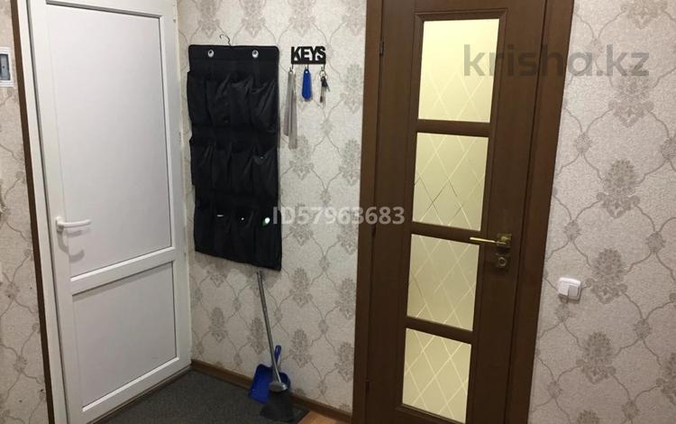 3-комнатная квартира, 60 м², 3/5 этаж, Дуйсенбаева 32 за 15 млн 〒 в Экибастузе — фото 2