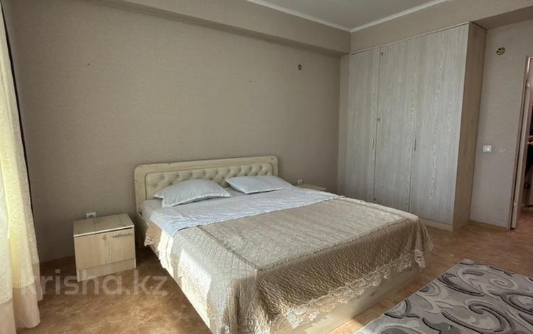 3-бөлмелі пәтер · 90 м² · 5/10 қабат, Каныша Сатпаева 55/2 — Район MAXI MOOL за драм театром, бағасы: 30 000 ₸ в Усть-Каменогорске — фото 21