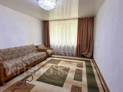 3-комнатная квартира · 63 м² · 1/5 этаж, Самал 22 за 19 млн 〒 в Талдыкоргане, мкр Самал