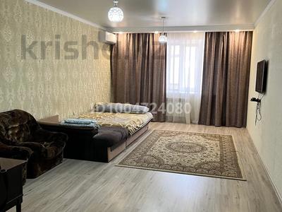 2-бөлмелі пәтер · 87 м² · 1/10 қабат, Ярославская 2/3, бағасы: 15 000 〒 в Уральске