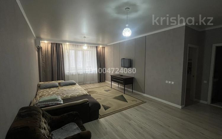 2-бөлмелі пәтер · 87 м² · 1/10 қабат, Ярославская 2/3, бағасы: 15 000 ₸ в Уральске — фото 11