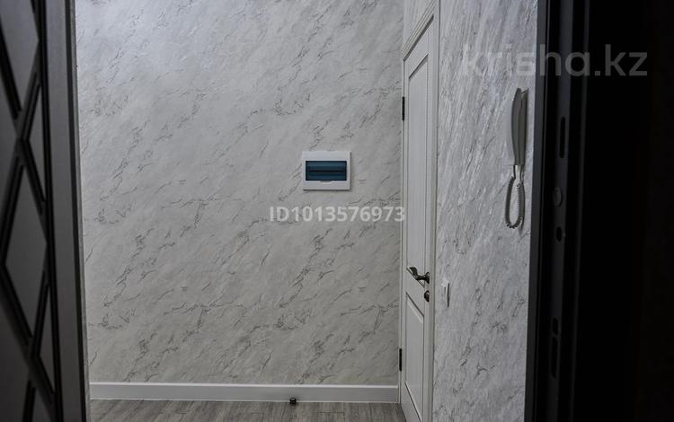 2-комнатная квартира · 83 м² · 4/16 этаж, Ержанова 34/1 за 500 000 ₸ в Караганде, Казыбек би р-н — фото 2