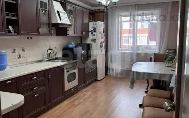 3-бөлмелі пәтер · 94.1 м² · 5/6 қабат, Садовая улица 100, бағасы: 41 млн ₸ в Костанае — фото 2