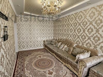 2-комнатная квартира · 55 м² · 11/14 этаж, мкр Акбулак, 1-я улица 55 за 300 000 ₸ в Алматы, Алатауский р-н