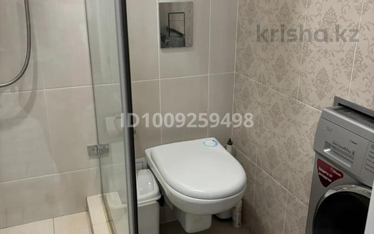 3-комнатная квартира · 74 м² · 16/19 этаж, Аманжолова 28/1 — Площадь Независимости за 46 млн ₸ в Астане, Сарайшык р-н — фото 2