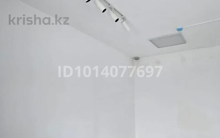 Свободное назначение, офисы, магазины и бутики, салоны красоты · 16 м² за 21 млн ₸ в Астане, Есильский р-н — фото 2