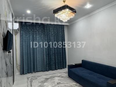 2-комнатная квартира · 58 м², мкр Акжайык, Толеметова 85 за 3 000 ₸ в Шымкенте, Абайский р-н