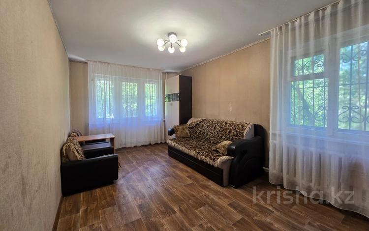 3-бөлмелі пәтер · 62 м² · 2/5 қабат, пр. Строителей, бағасы: 9 млн ₸ в Темиртау — фото 2