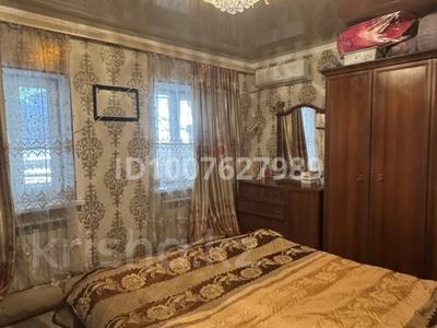 Отдельный дом · 5 комнат · 120 м² · 8 сот., 11-й микрорайон, 11-й микрорайон — Сайрамская Алимбетова за 30 млн 〒 в Шымкенте, Енбекшинский р-н