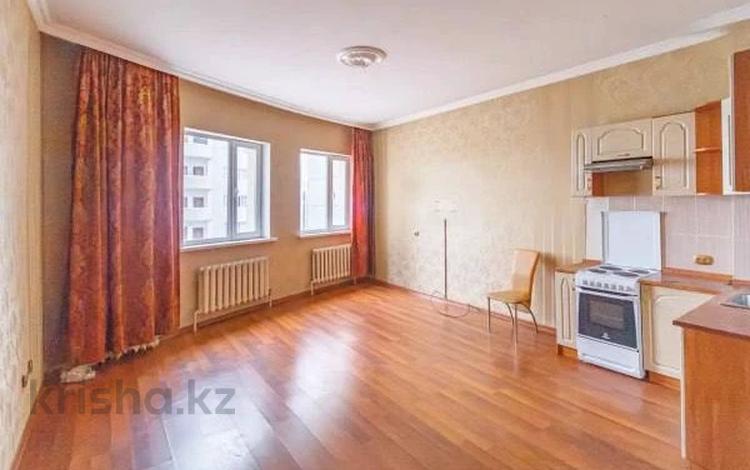 3-комнатная квартира, 76 м², 18/19 этаж, Байтурсынова 12 — Тауелсиздик