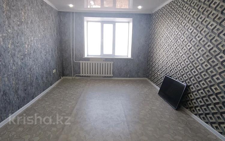 2-бөлмелі пәтер · 45.8 м² · 4/5 қабат, мкр Мясокомбинат, бағасы: 8 млн ₸ в Уральске — фото 2