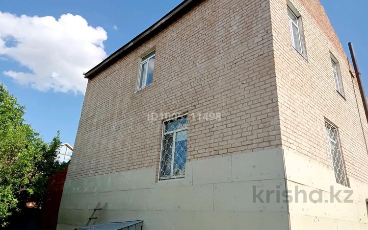 Отдельный дом · 5 комнат · 207 м² · 9 сот., Алихан Бокейхана 140А — КИЭМ за 60 млн 〒 в Кокшетау — фото 2