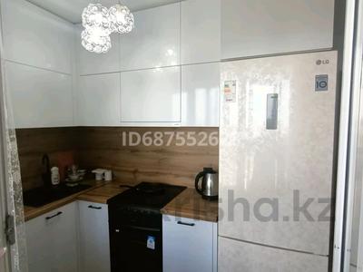 1-комнатная квартира, 41 м², 23/24 этаж помесячно, Момышулы 26/2 — Байкена Ашимова за 160 000 〒 в Караганде, Казыбек би р-н