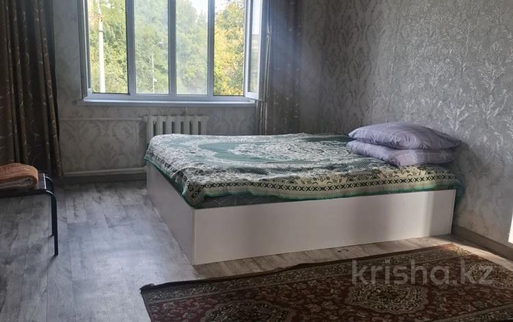 2-комнатная квартира · 45 м² · 3/5 этаж, 8 мкр 58 за 130 000 ₸ в Шымкенте — фото 2
