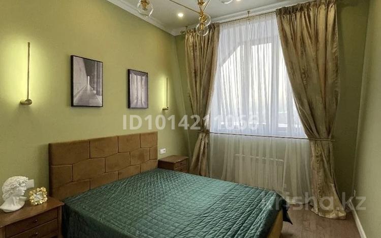 3-комнатная квартира · 65 м² · 11/12 этаж, Казыбек би 43/1 за 75 млн ₸ в Алматы, Медеуский р-н — фото 2