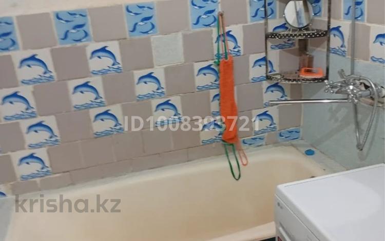 2-бөлмелі пәтер · 57 м², 6 микрорайон 15 — Кольцо 6 микрорайона, бағасы: 100 000 ₸ в Лисаковске — фото 2