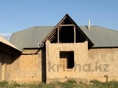 Отдельный дом · 4 комнаты · 108 м² · 12.5 сот., Сарапхана ауылы Акишев б/н — Цент ул Жіңішке за 8 млн ₸ в Казыгурте