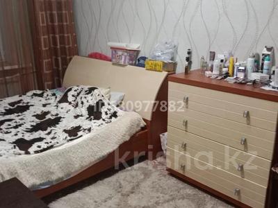 3-комнатная квартира · 56 м² · 2/2 этаж, Ауэзова 77 — Ресторан Тайказан за 17 млн ₸ в Семее