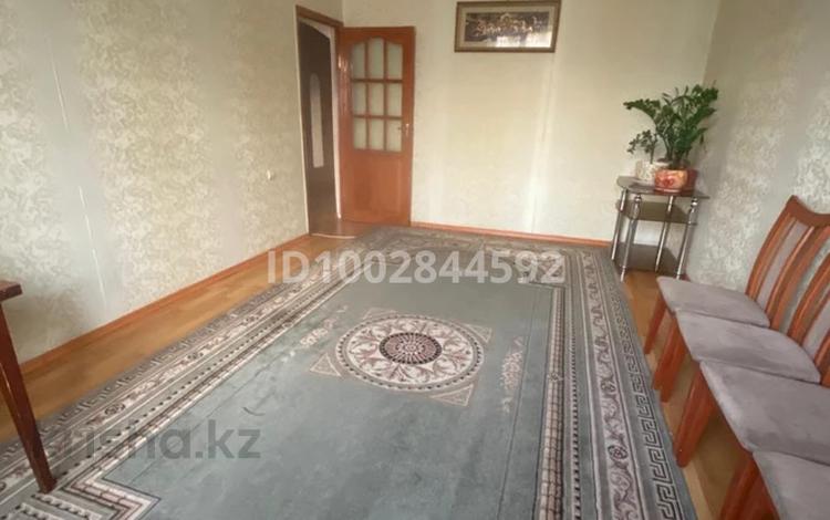 2-комнатная квартира · 58 м² · 3/9 этаж, мкр Жетысу-1 12 за 250 000 〒 в Алматы, Ауэзовский р-н — фото 2