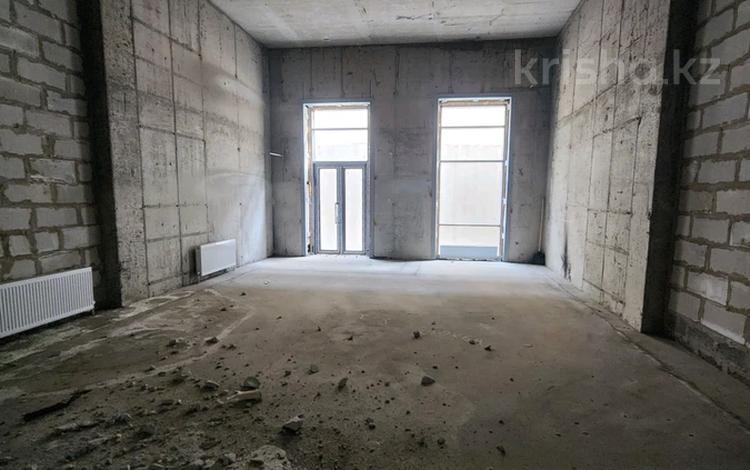 Свободное назначение, офисы, магазины и бутики, склады, общепит, салоны красоты, медцентры и аптеки, образование, развлечения · 62 м² за 59.5 млн 〒 в Алматы, Бостандыкский р-н — фото 2