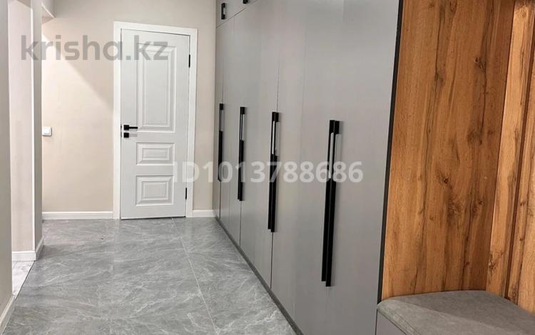 2-бөлмелі пәтер · 54 м² · 5/9 қабат, Аймаутова, бағасы: 300 000 ₸ в  — фото 2