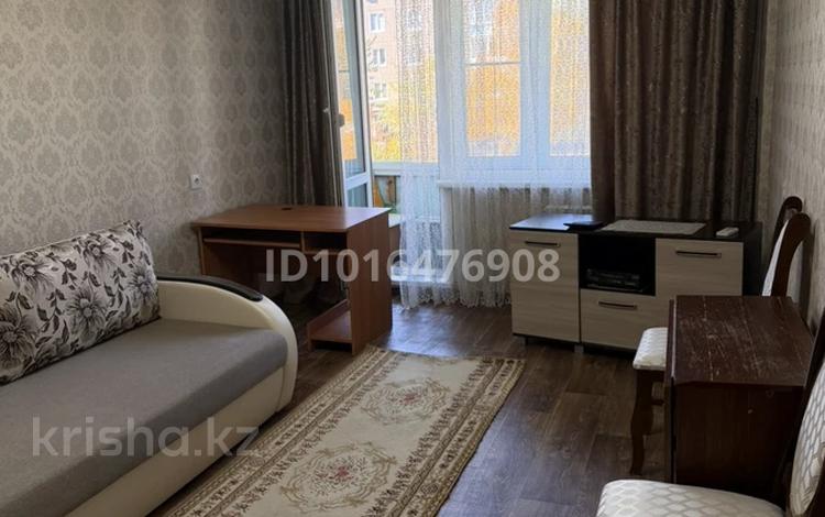 1-комнатная квартира · 35 м² · 3/5 этаж, Оралхан бокея 25 за 160 000 ₸ в Усть-Каменогорске — фото 2