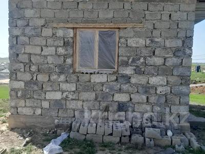 Отдельный дом · 2 комнаты · 50 м² · 8 сот., квартал Жулдыз 92 за 6.8 млн ₸ в Шымкенте, Енбекшинский р-н