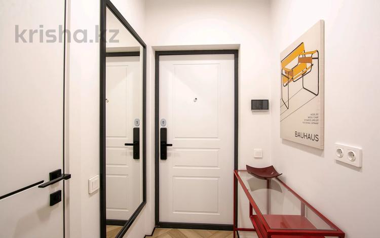 1-комнатная квартира · 35 м² · 8/12 этаж, Райымбека 210 за 320 000 ₸ в Алматы, Алмалинский р-н — фото 2