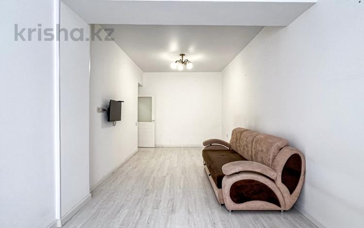 2-бөлмелі пәтер · 73.7 м² · 4/12 қабат, Бегалина — СРОЧНО, бағасы: 61.5 млн ₸ в Алматы — фото 17