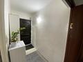 2-комнатная квартира · 43.8 м² · 5/5 этаж, мкр Каратау 13 — «Напротив магазина Asmol, рядом с аптекой «Амир и Д», возле автомойки/самомойки.» за 11 млн ₸ в Таразе — фото 8