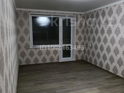 1-бөлмелі пәтер · 32 м² · 2/5 қабат, мкр Михайловка , Осевая 6 — Осевая, бағасы: 7.8 млн ₸ в Караганде, Казыбек би р-н