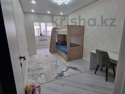 Продажа квартир в Актюбинской обл.: 3-комнатная квартира · 81.4 м² · 5/9 этаж, мкр. Алтын орда за 34.5 млн 〒 3-комнатная квартира · 81.4 м² · 5/9 этаж, мкр. Алтын орда за 34.5 млн 〒 в Актобе